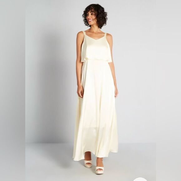 Molly Bracken My New Chapter Maxi Dress Cream White Overlay Tie Bow Back M NWT - Picture 1 of 10